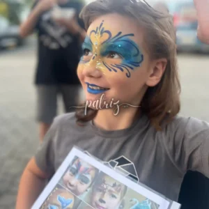Ukázka malování na obličej ve vlastním stánku na dětském dni - program zajišťovala Fajná chůva - Patrizia © patriz.art