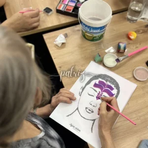 Ukázka z kurzu Malování na obličej pro skupinu účastníků. Workshop Facepainting pořádala Fajná chůva - Patrizia © patriz.art